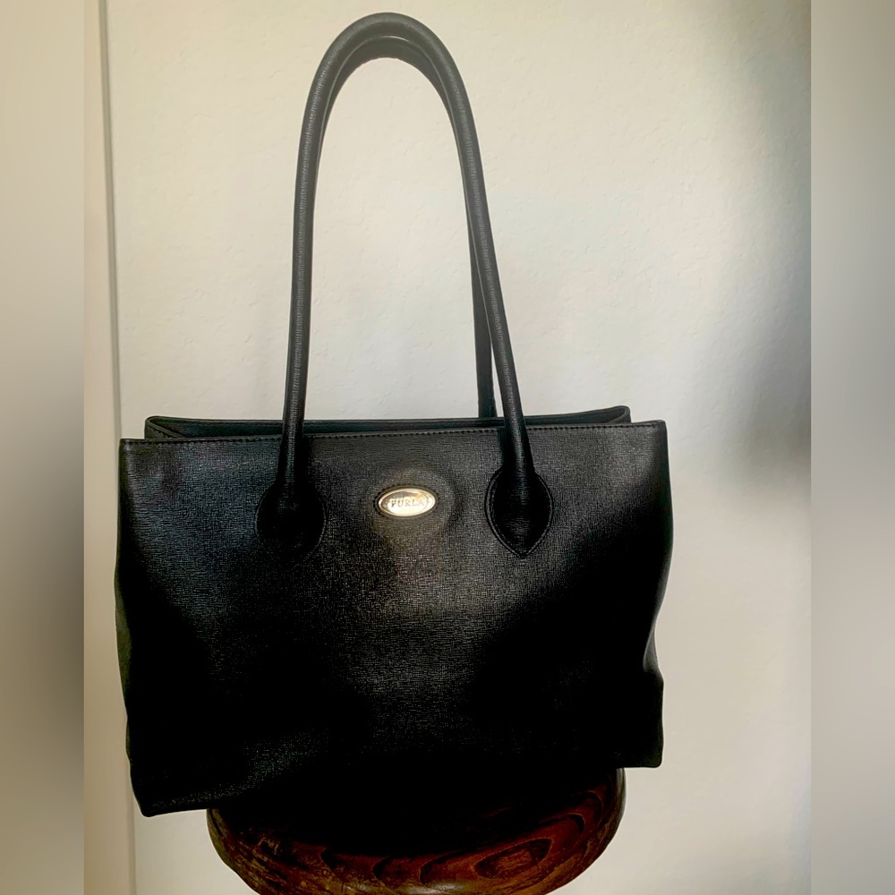 Furla Women’s black leather purse  (Free Shipping)